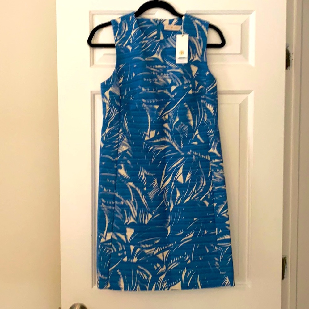 Tory Burch sleeveless and elegant dress